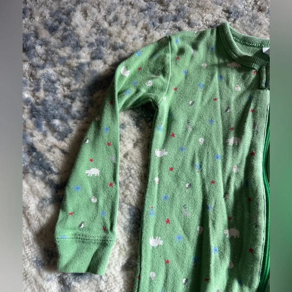 Baby Gap Green Polar Bear Zip Footed Sleeper Pajamas 18–24 Months - Picture 4 of 8